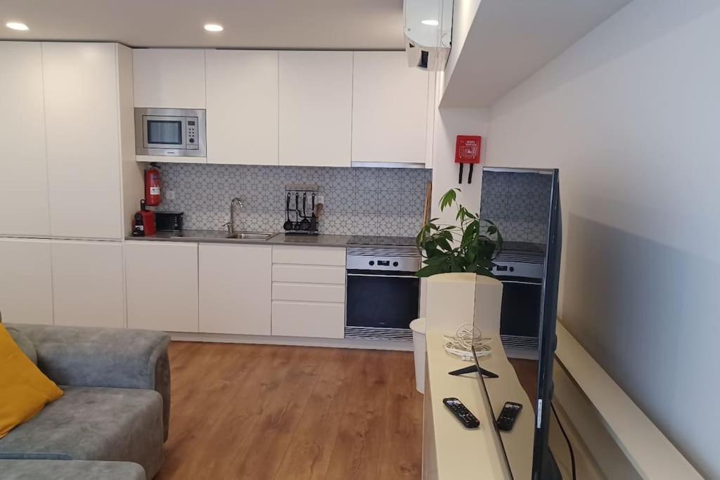 A H - Apartment Oporto Downtown Exterior foto